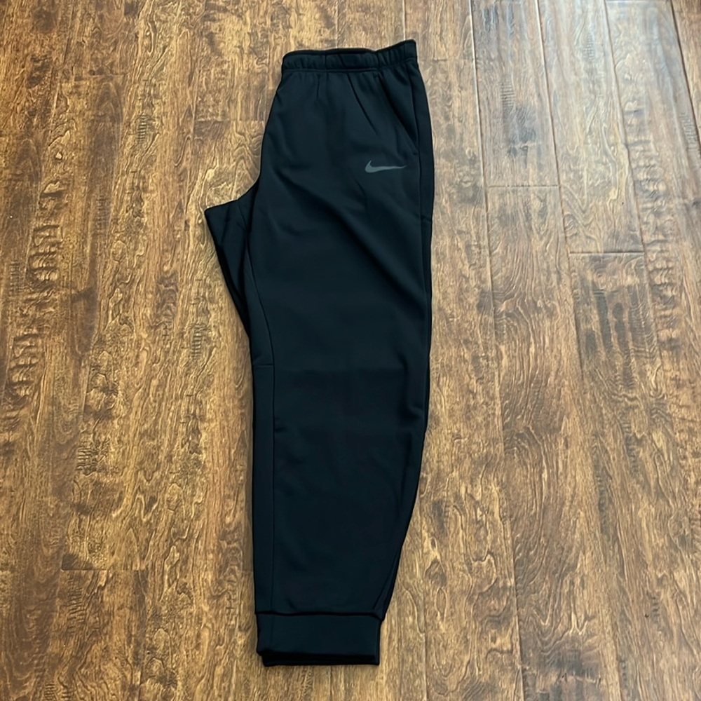 Nike Men’s THERMA FIT Joggers Size XL